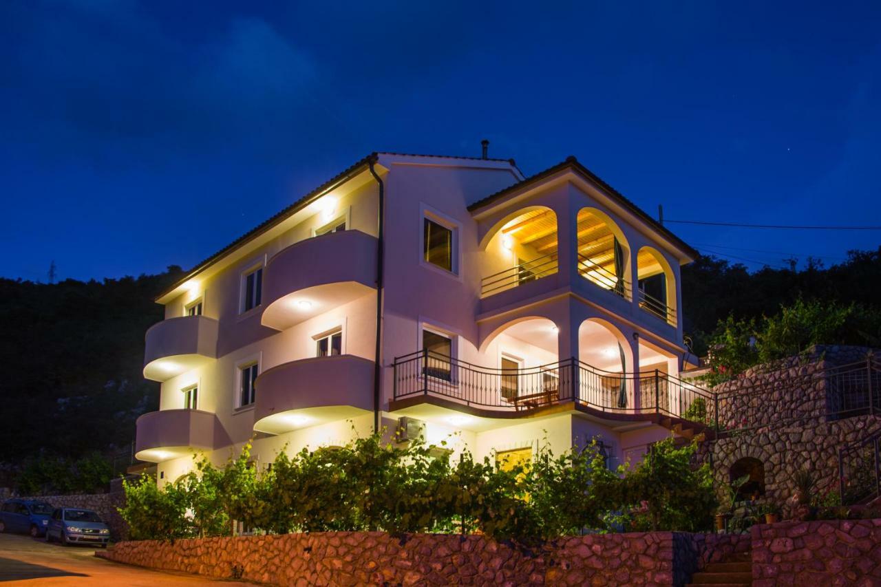 Dora Apartment Senj  Ngoại thất bức ảnh